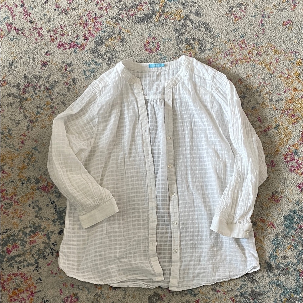 J. McLaughlin Lightweight White Textured Button-Front Blouse
